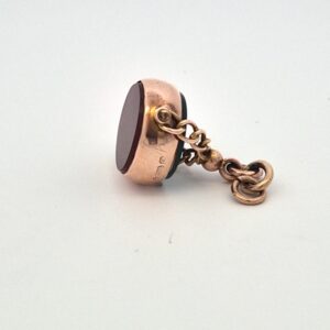 AMS8885 9ct gold swivel fob, Chester 1915
