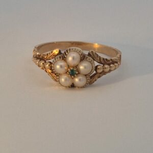AVT8903 Victorian emerald and natural pearl ring with hinged top
