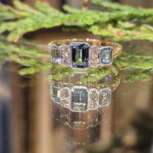AVT8909 Aquamarine and diamond 7 stone ring