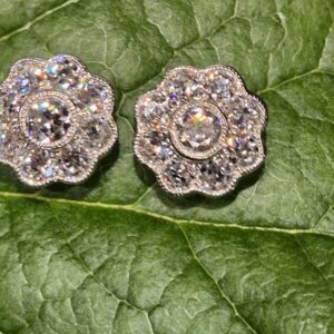 AVT8956 Diamond daisy studs 1.37cts
