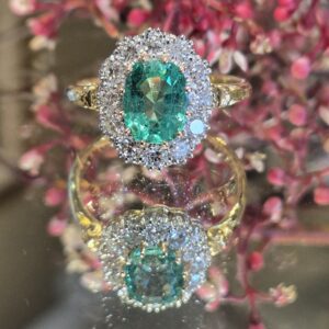 AVT9004 Emerald and diamond cluster ring