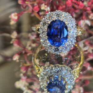 AVT9006 Sapphire and diamond cluster