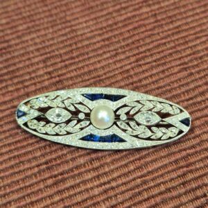 AMS9047 Stunning early C20th sapphire diamond and seed pearl brooch