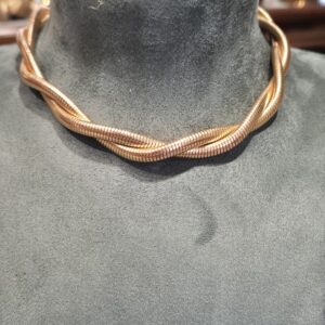 AMS9056 Superb 18ct gold double gas pipe collar, 100.5gms
