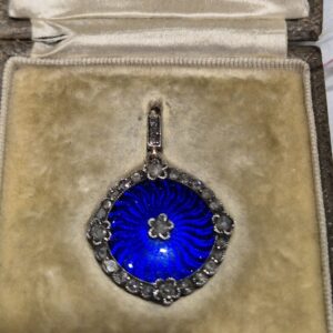 AMS9087 Edwardian blue enamel pendant