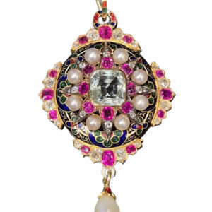 AMS9110 Rennaisance revival Holbeinesque pendant, C.1870 POA